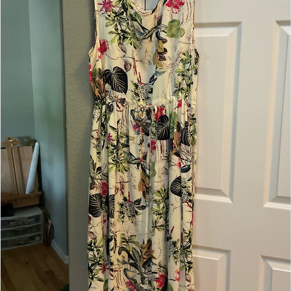Pretty garden print dress
